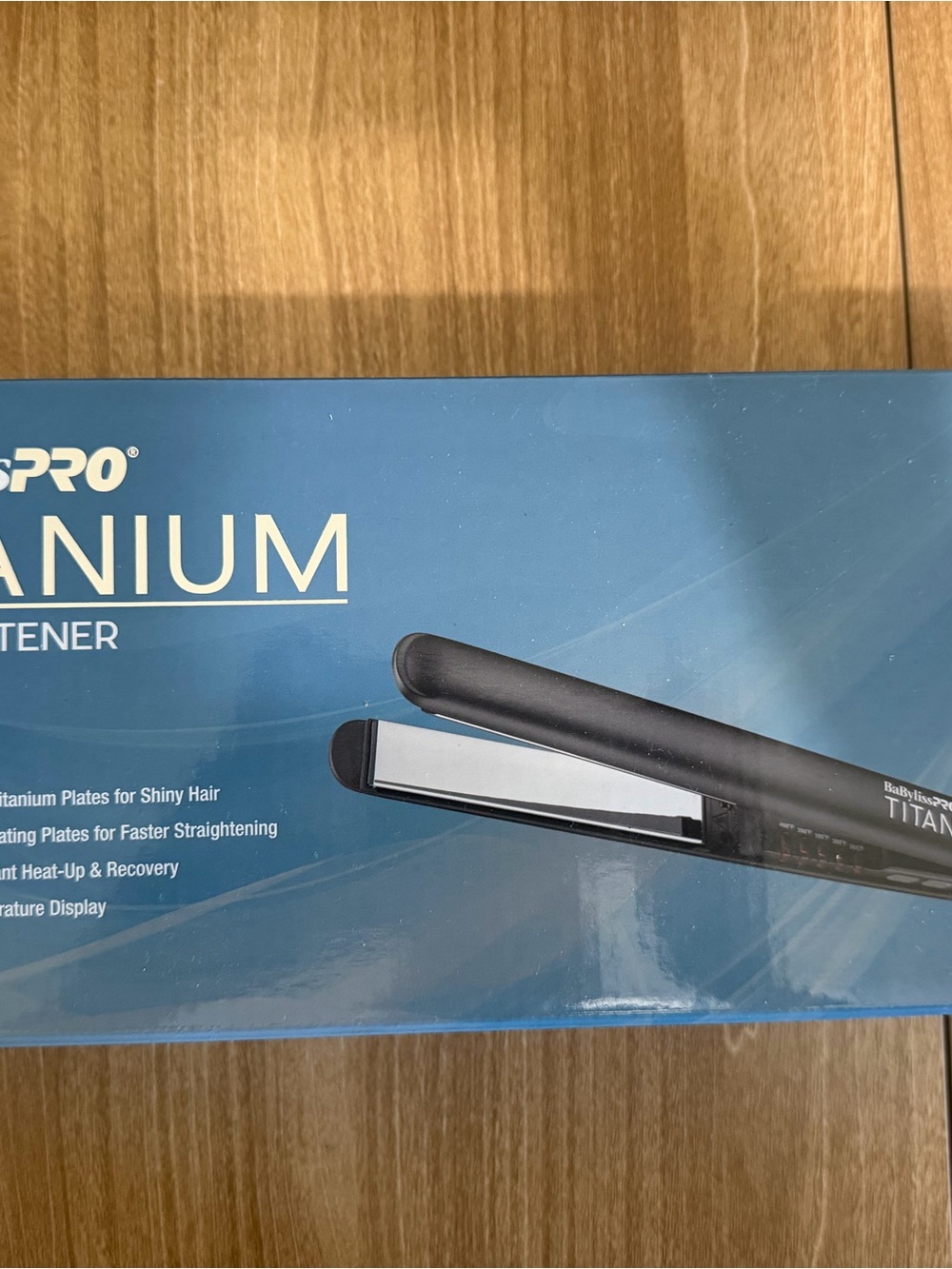 Babyliss Pro Titanium 1in Straightener. New in Box